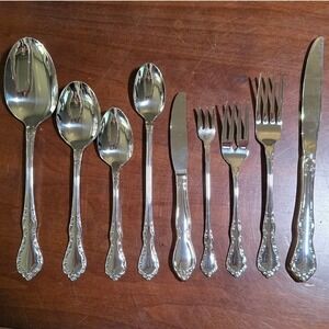 VTG ONEIDA 9 piece silverware Homeward House New in box